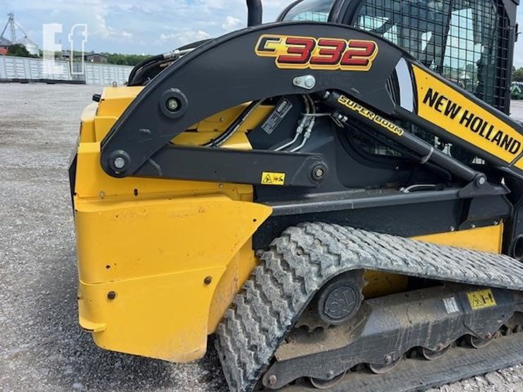 2020-new-holland-c332-image-16