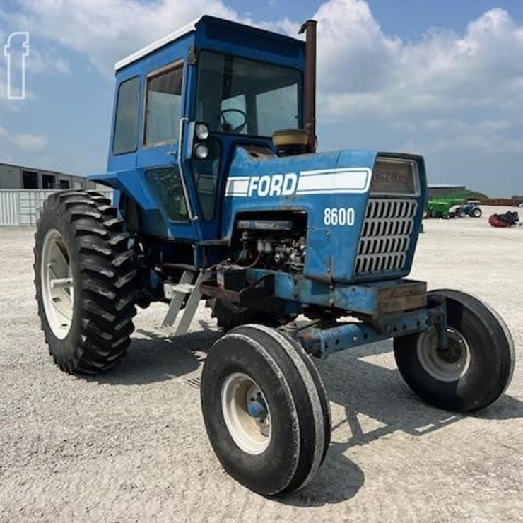 FORD 8600