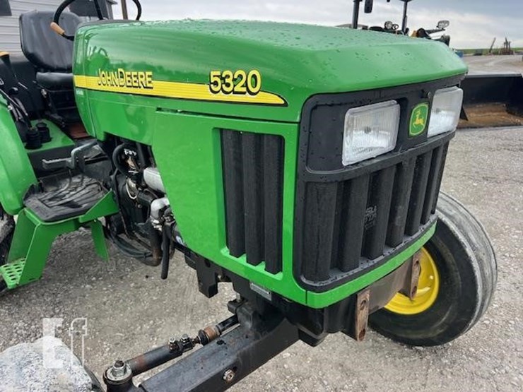 2001-john-deere-5320-image-9