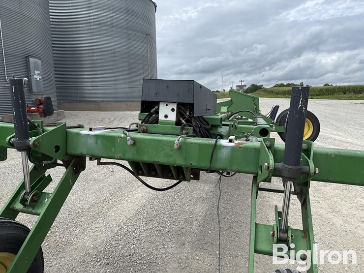john-deere-7200-image-14