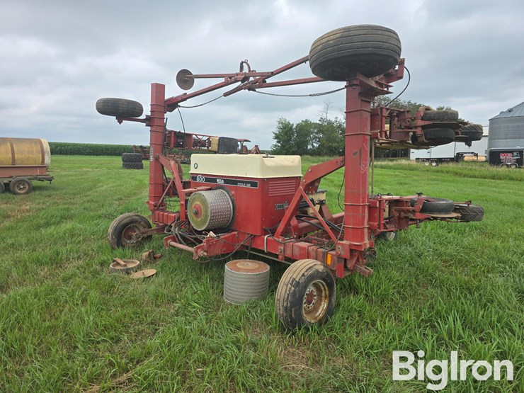 case-ih-800-image-1