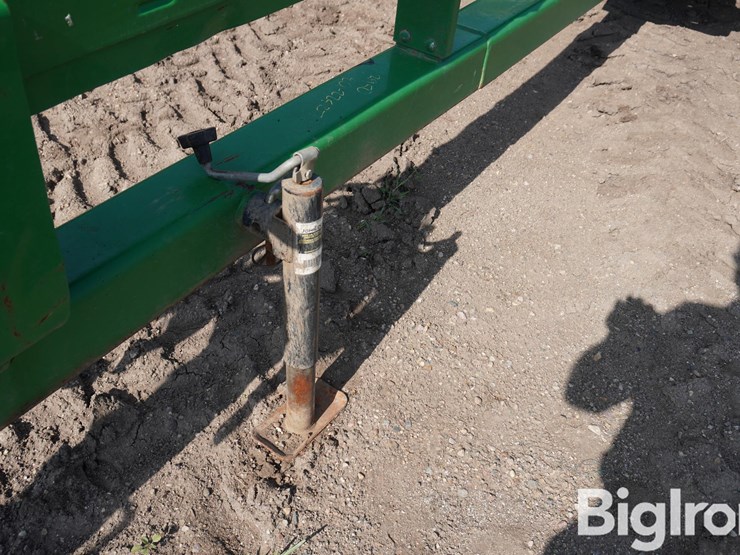 2005-john-deere-3975-image-16