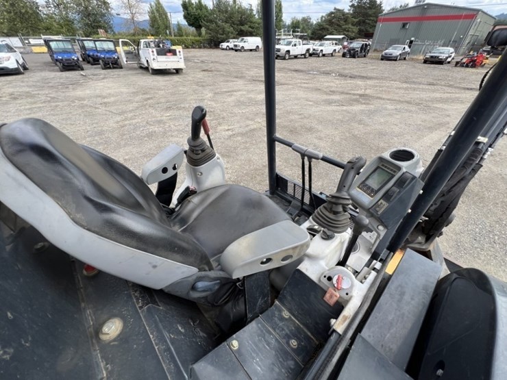 deere-50g-image-25
