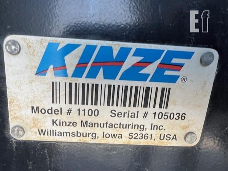 2014-kinze-1100-image-35