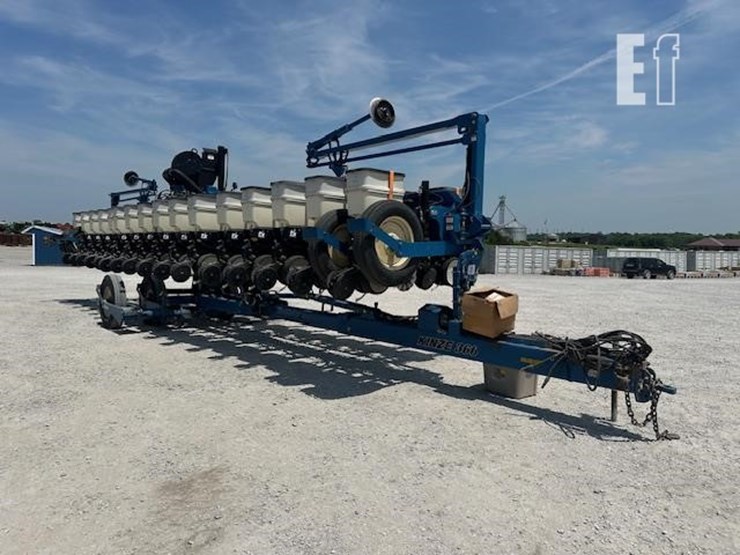 2011-kinze-3660-image-7