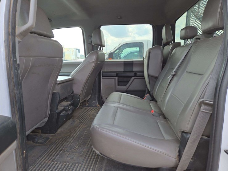 2018-ford-f350-image-7