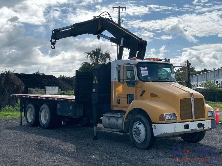 2008-kenworth-t300-image-3