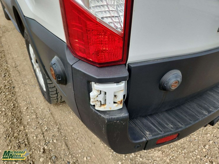 2019-ford-transit-image-41