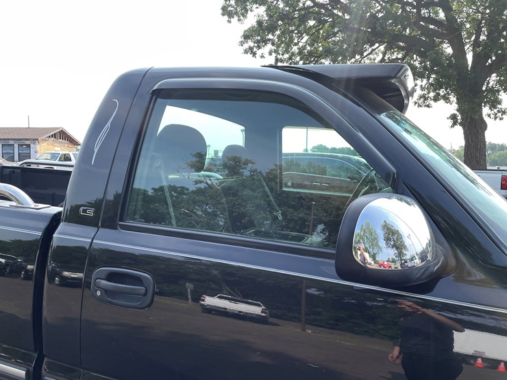 2002-chevrolet-silverado-1500-z71-image-33