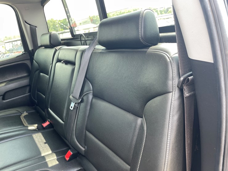 2018-chevrolet-silverado-1500-z71-image-90