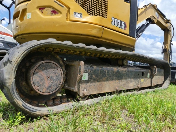 caterpillar-303.5-image-5