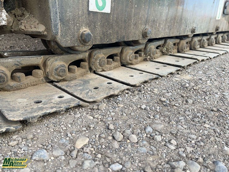 caterpillar-305-image-19