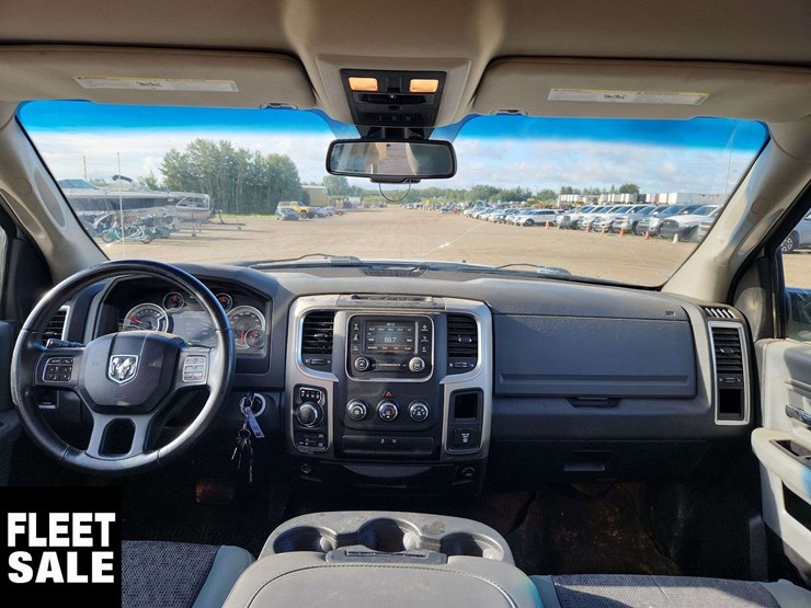 2014-ram-1500-slt-image-9