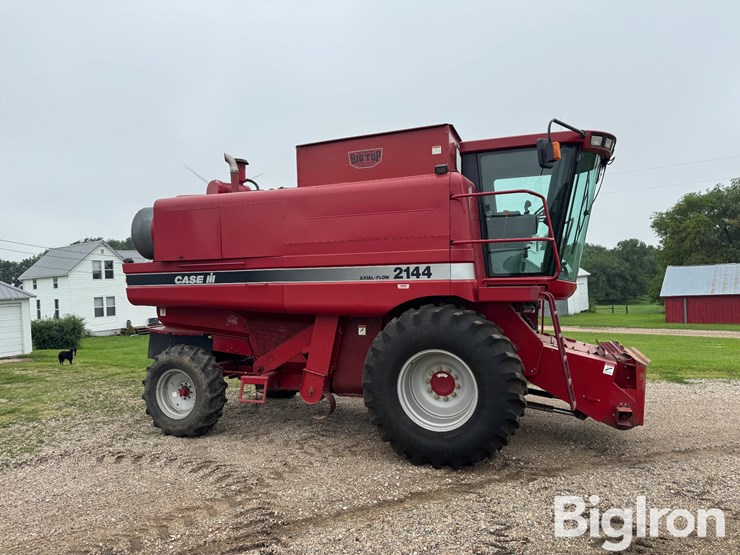 1995-case-ih-2144-image-4