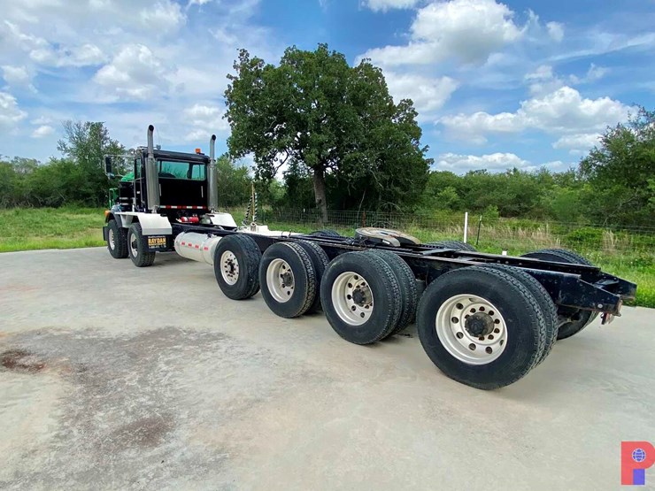 2007-peterbilt-357-image-4