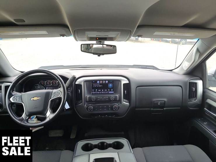 2018-chevrolet-silverado-1500-image-10