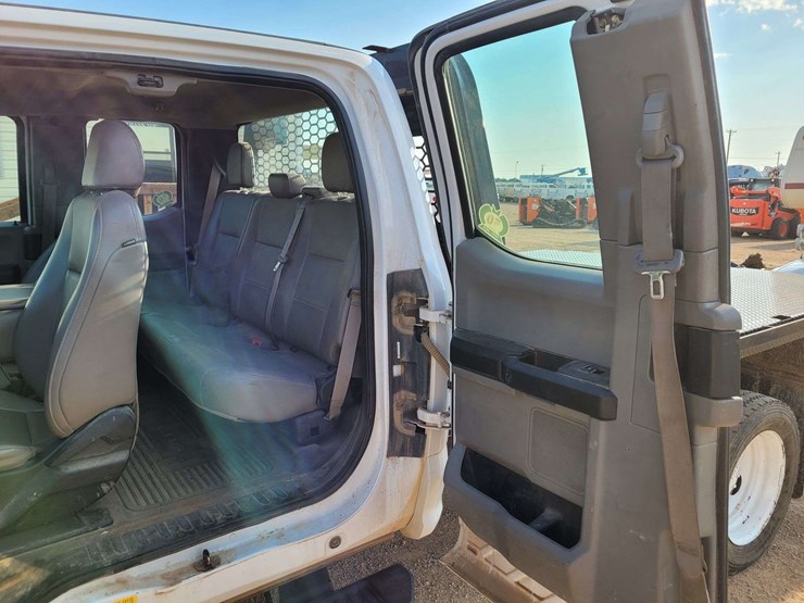 2018-ford-f550-image-6