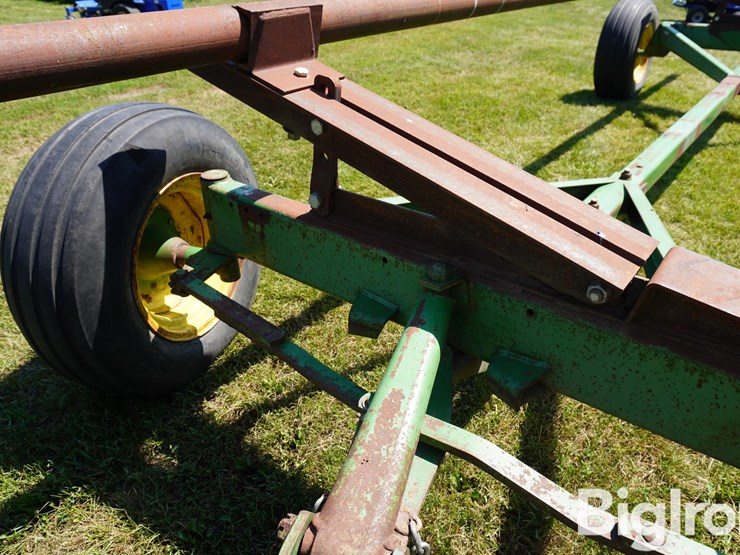 john-deere-24-image-15