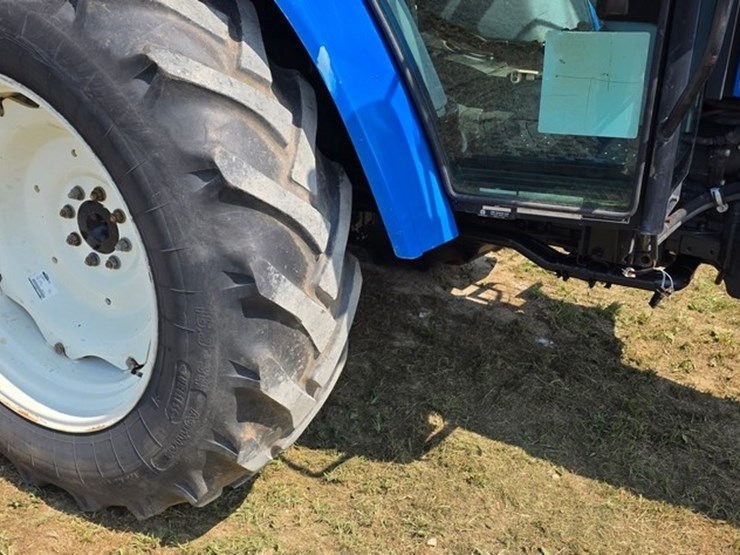 new-holland-t5060-image-11