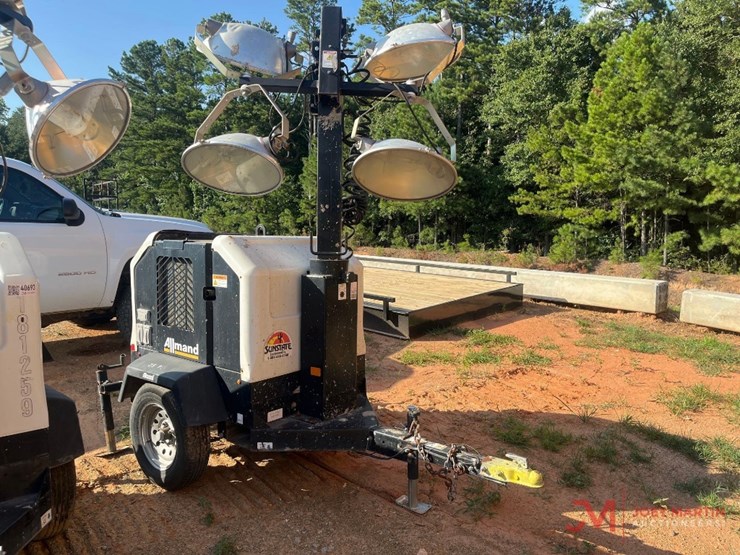 2020-allmand-bros-night-lite-v-series-nlv-image-1