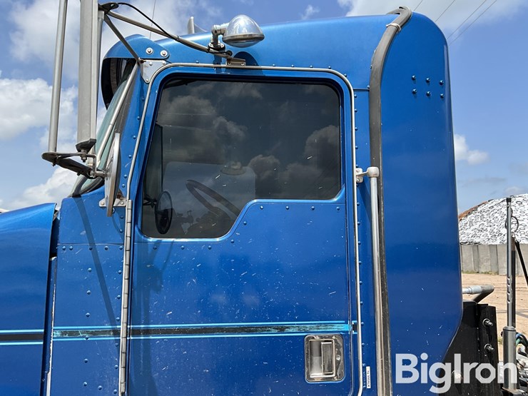1998-kenworth-t800-image-13