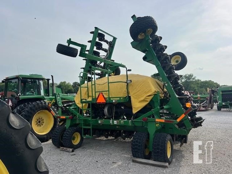 2005-john-deere-1690-ccs-image-5