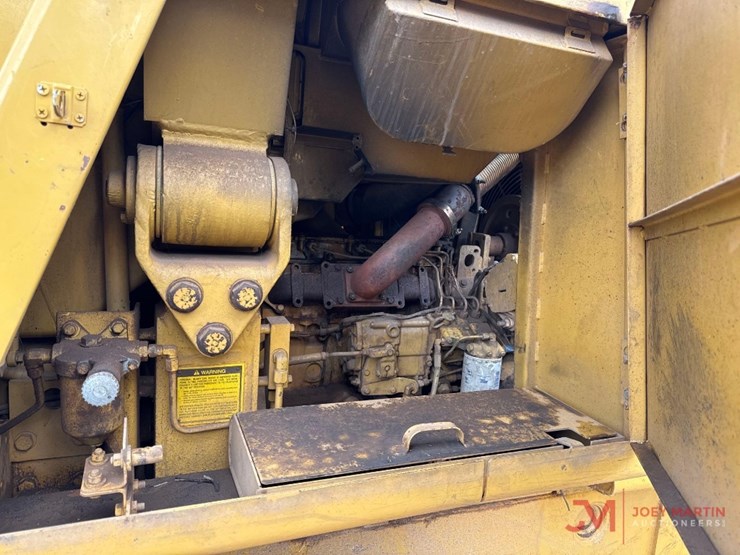 caterpillar-943-lgp-image-9