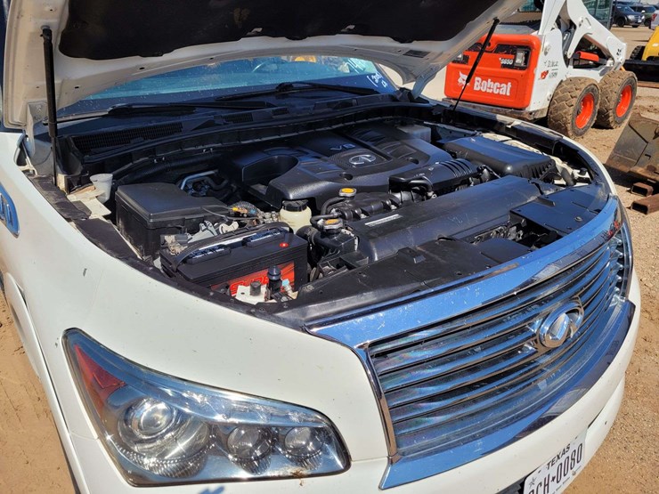 2012-infiniti-qx56-image-18