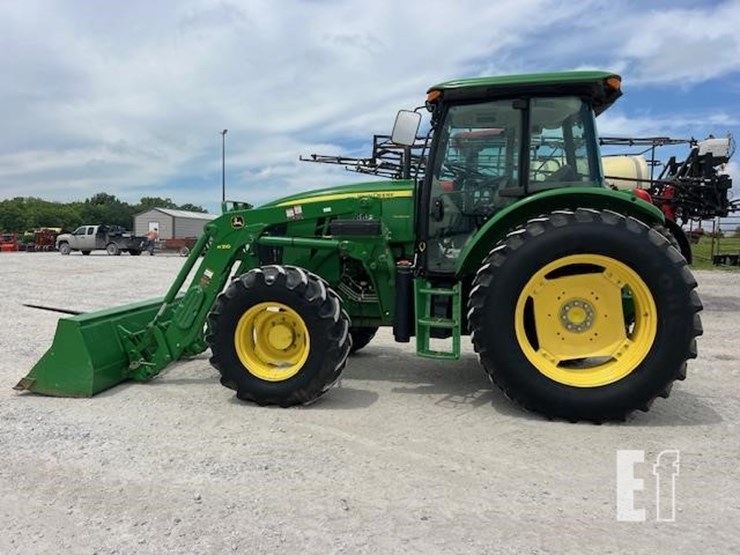 john-deere-6105d-image-3