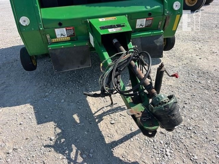 1999-john-deere-566-image-11