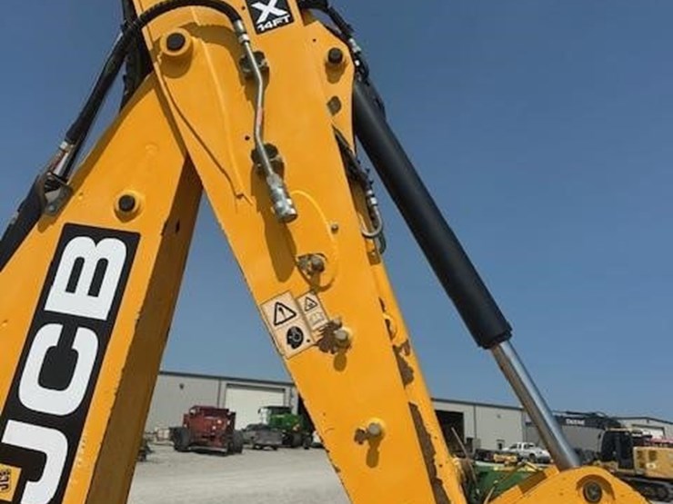 2016-jcb-3cx-eco-image-11