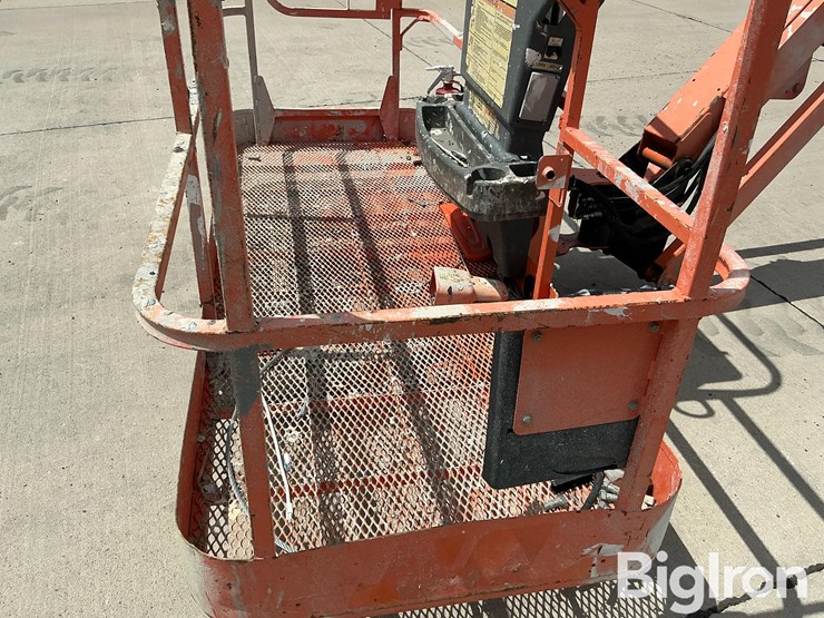 jlg-660sj-image-10