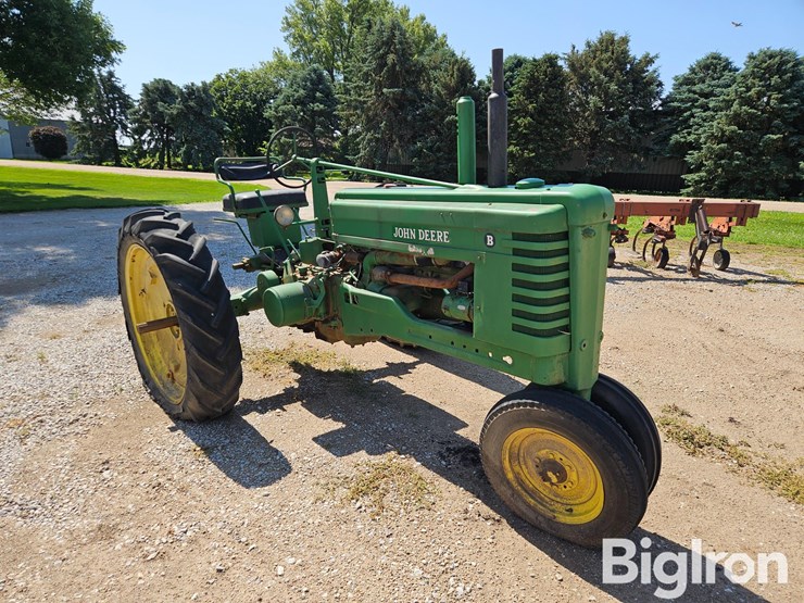 1947-john-deere-b-image-3
