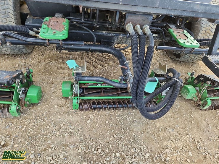 john-deere-3225c-image-17