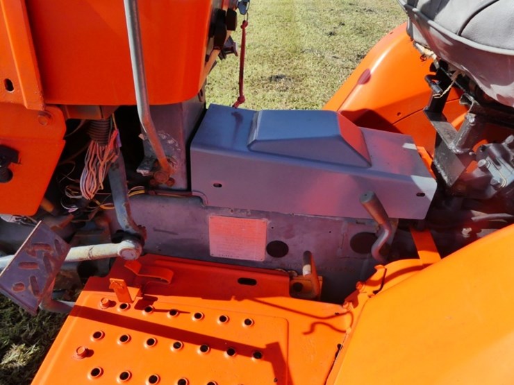 kubota-b7200-image-11