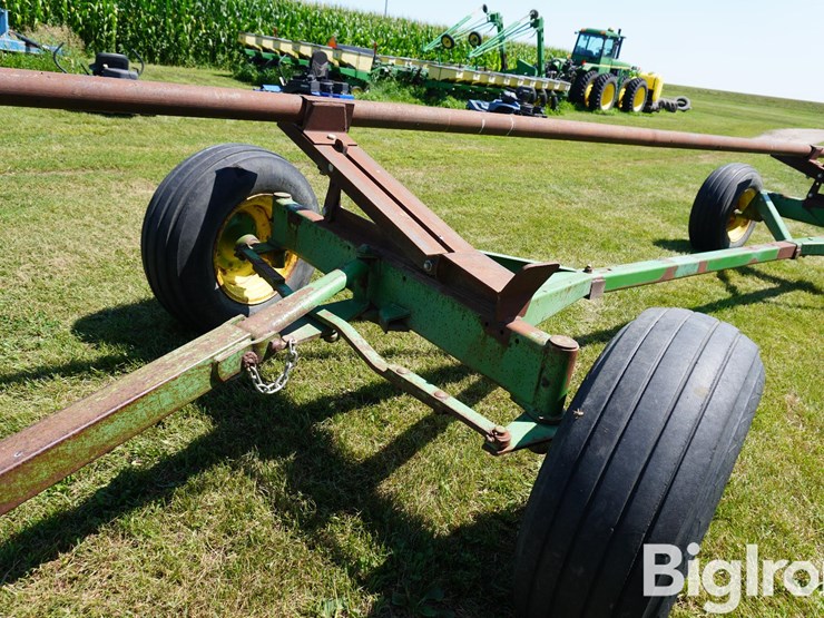 john-deere-24-image-13
