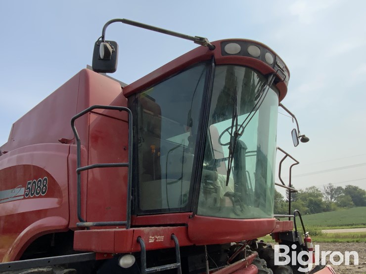 2011-case-ih-5088-image-19