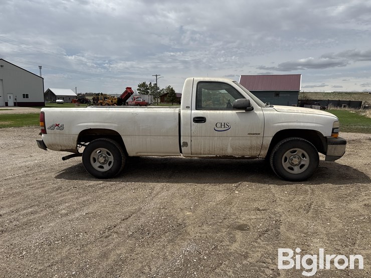2002-chevrolet-silverado-1500-image-4
