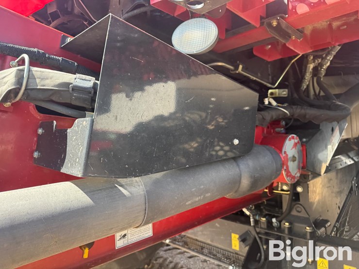 2010-case-ih-7120-image-12