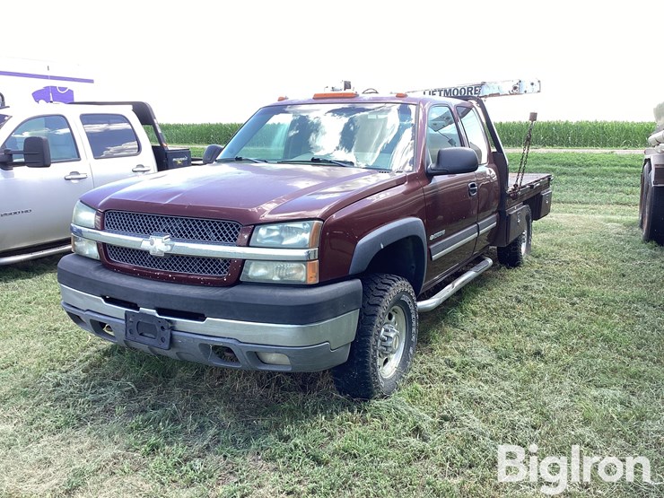 2003-chevrolet-silverado-2500-image-1