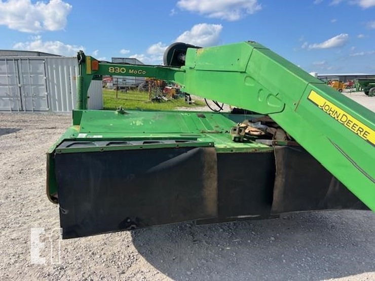 2008-john-deere-830-image-13