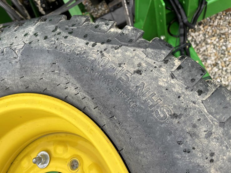 2017-john-deere-1990-image-17