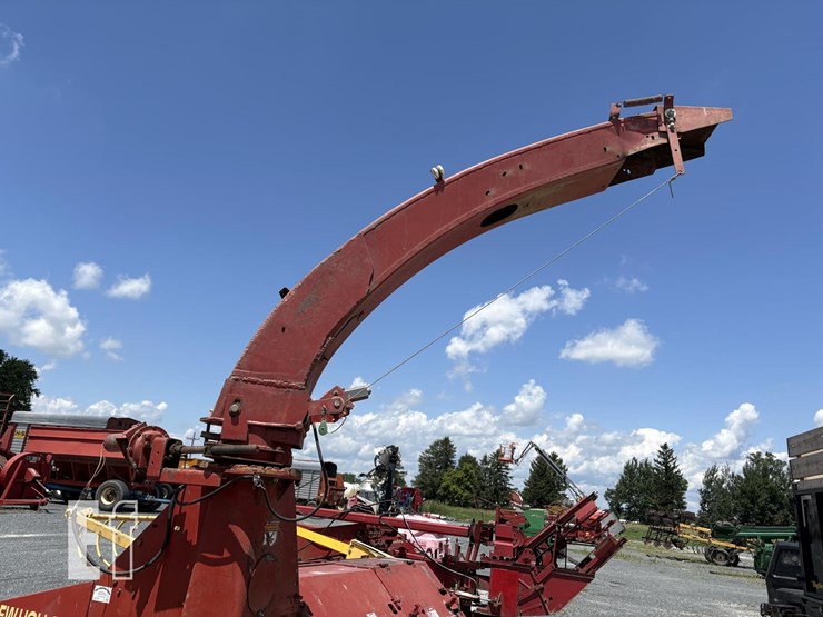 new-holland-900-image-14