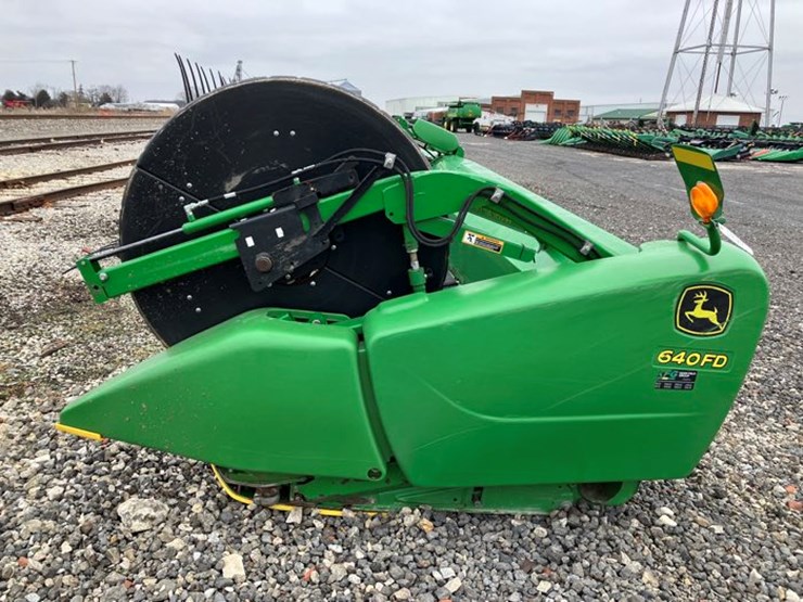 2013-john-deere-640fd-image-3