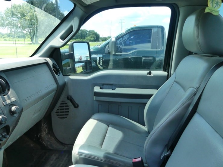 2013-ford-f350-xl-image-10