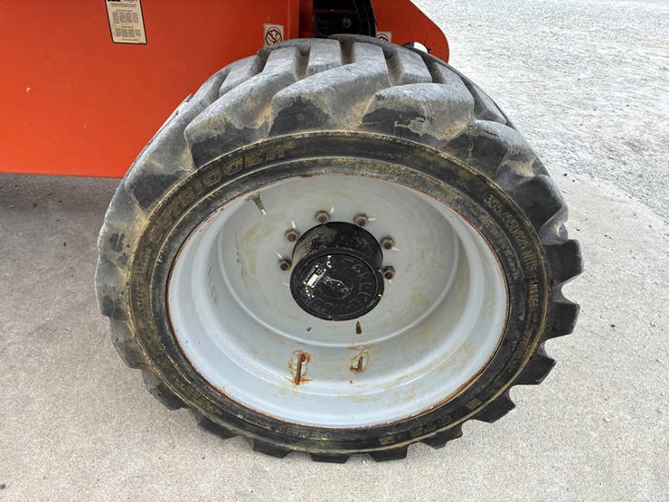 jlg-600s-image-40