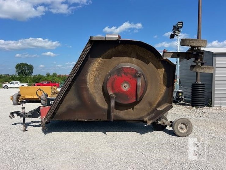 bush-hog-2720-image-3