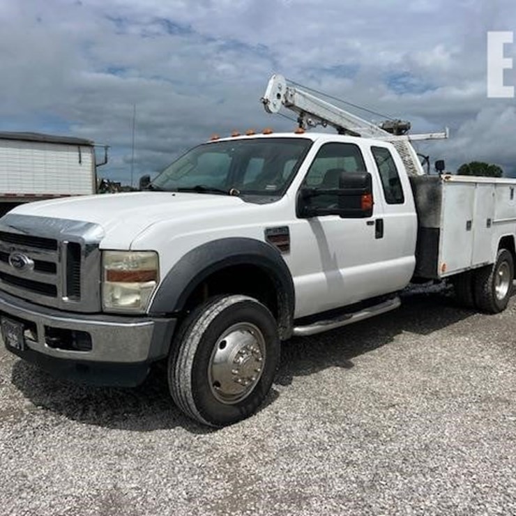2008 FORD F550