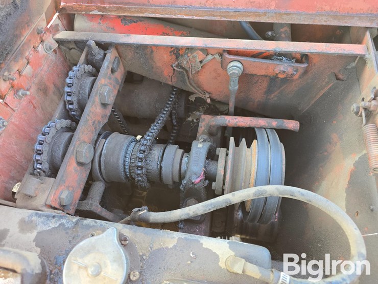 ditch-witch-2300-image-20