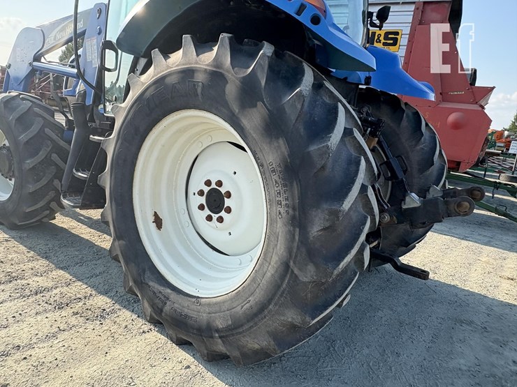 new-holland-ts100a-image-15
